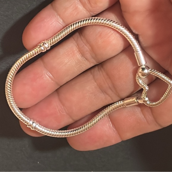 ✨SOLD✨
Pandora Sterling Silver Open Heart Clasp Bracelet - Picture 10 of 16